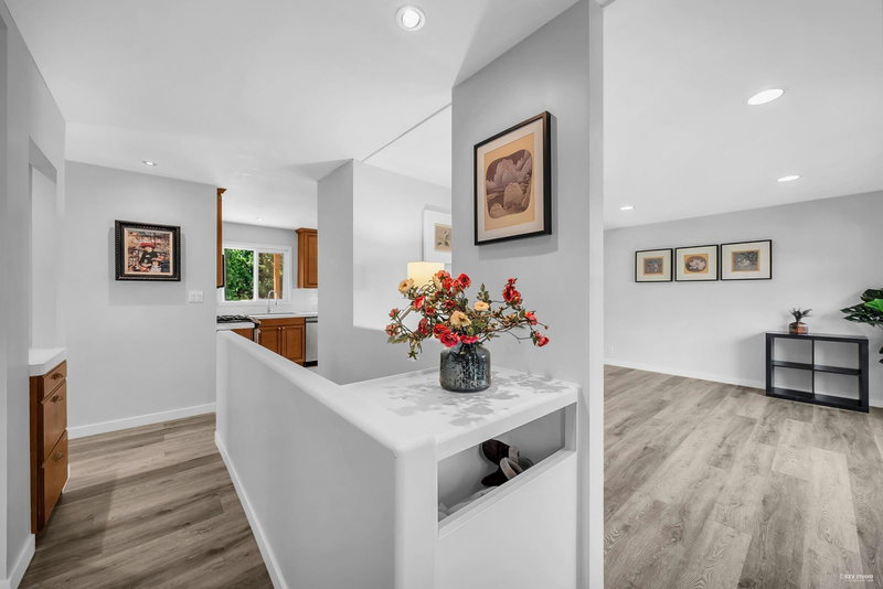 1126 Kings Avenue, West Vancouver, V7T 2C3 | Image 3