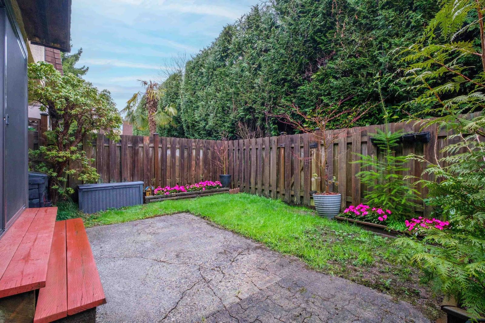 Listing Image 16