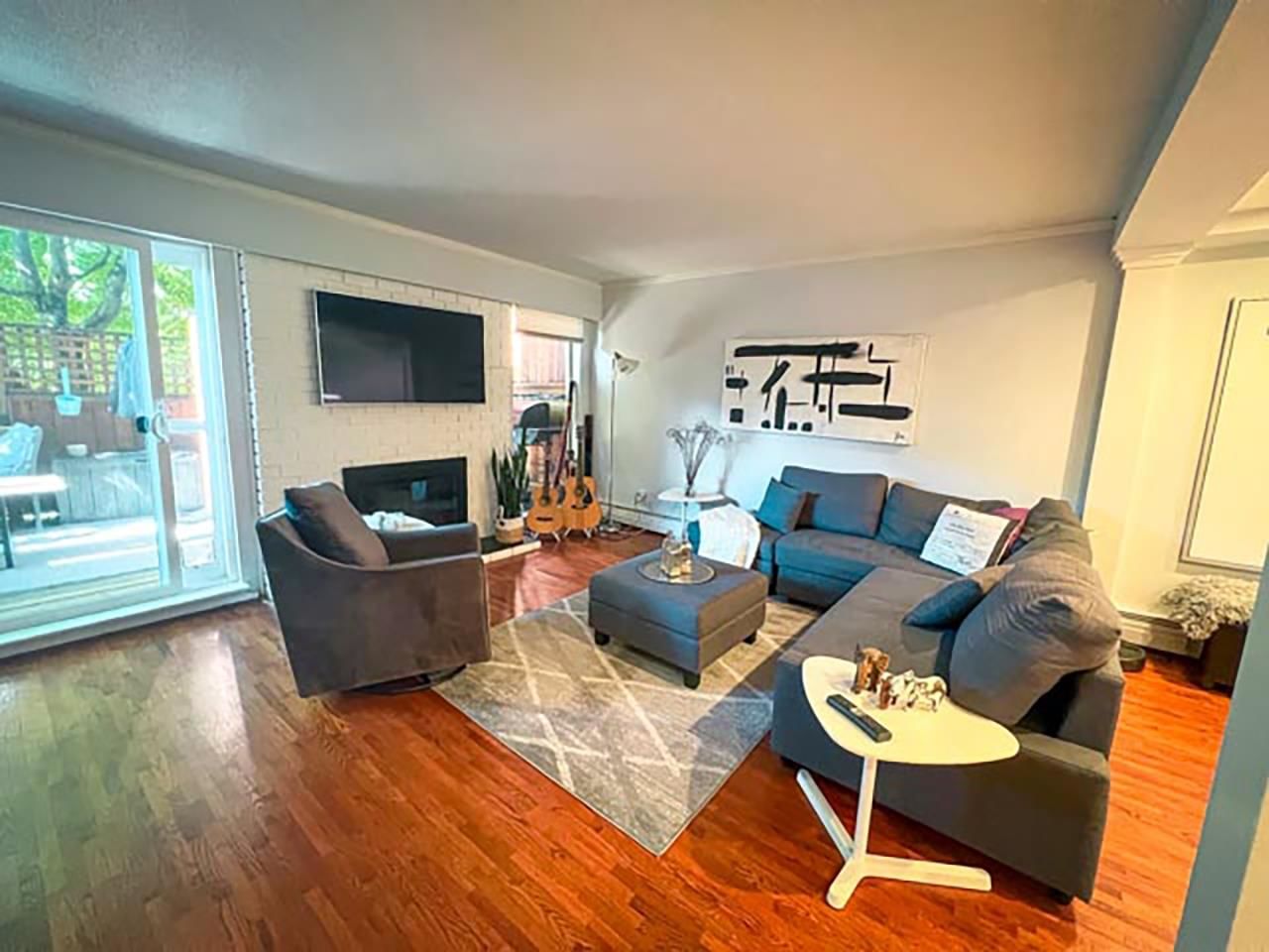 Listing Image 9