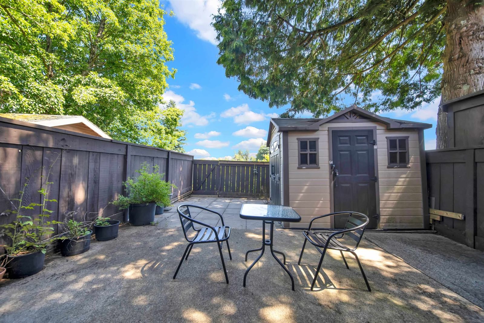 Listing Image 12