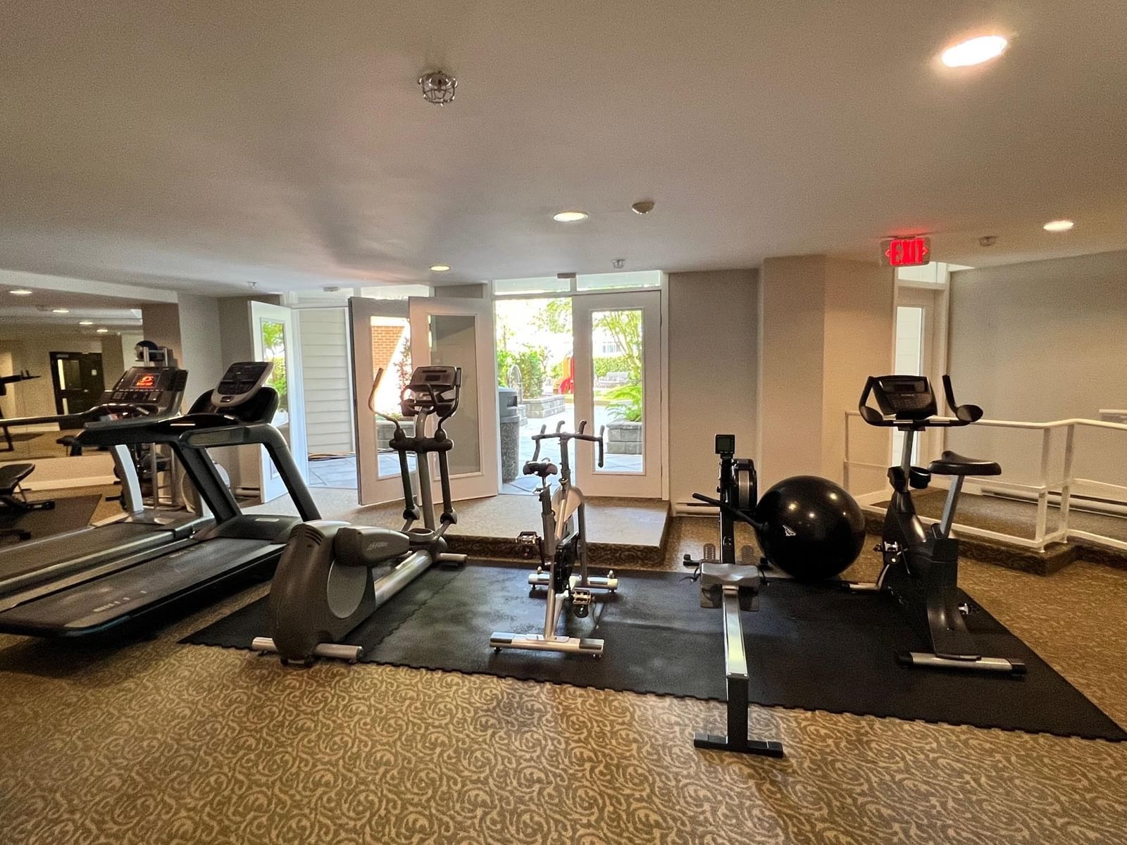 Listing Image 14