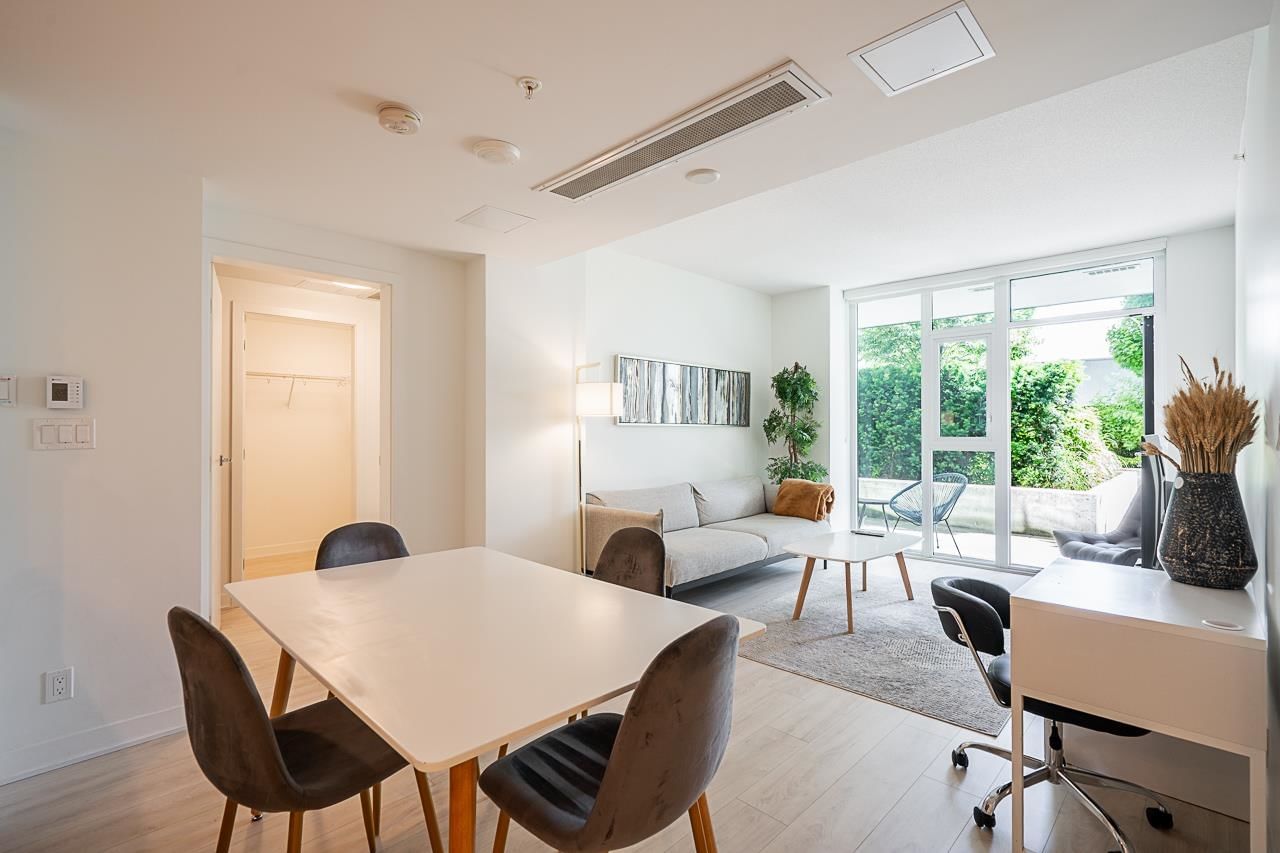 Listing Image 10