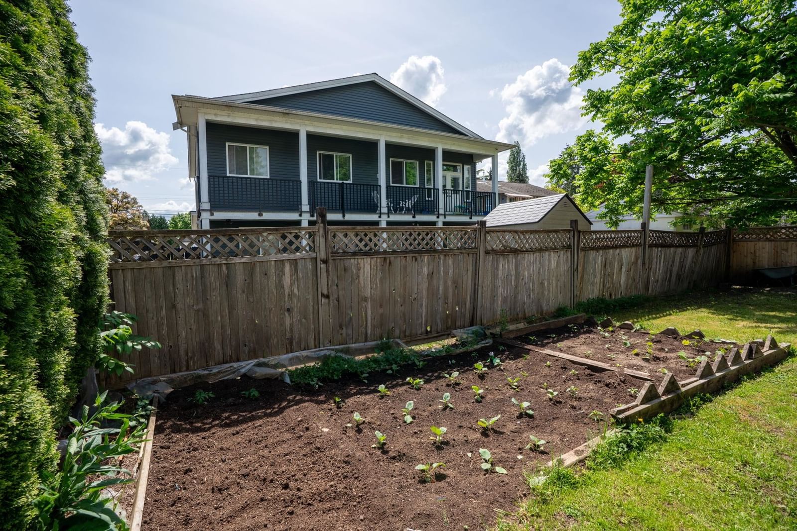 Listing Image 19
