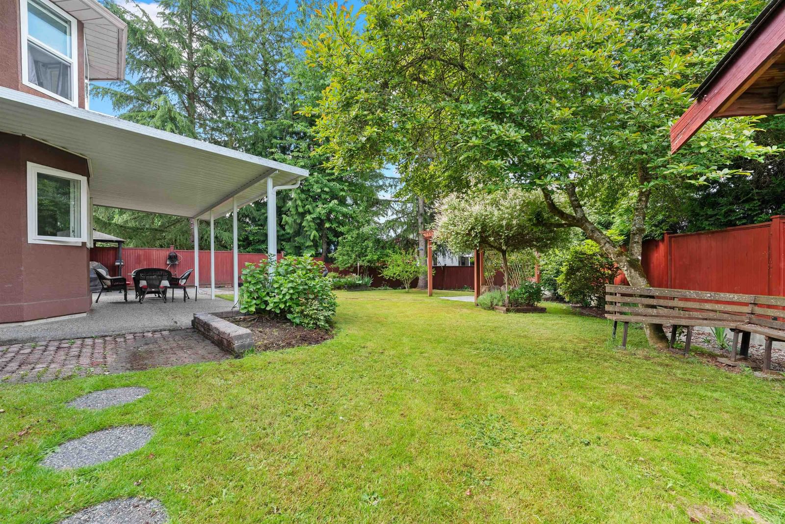 Listing Image 10