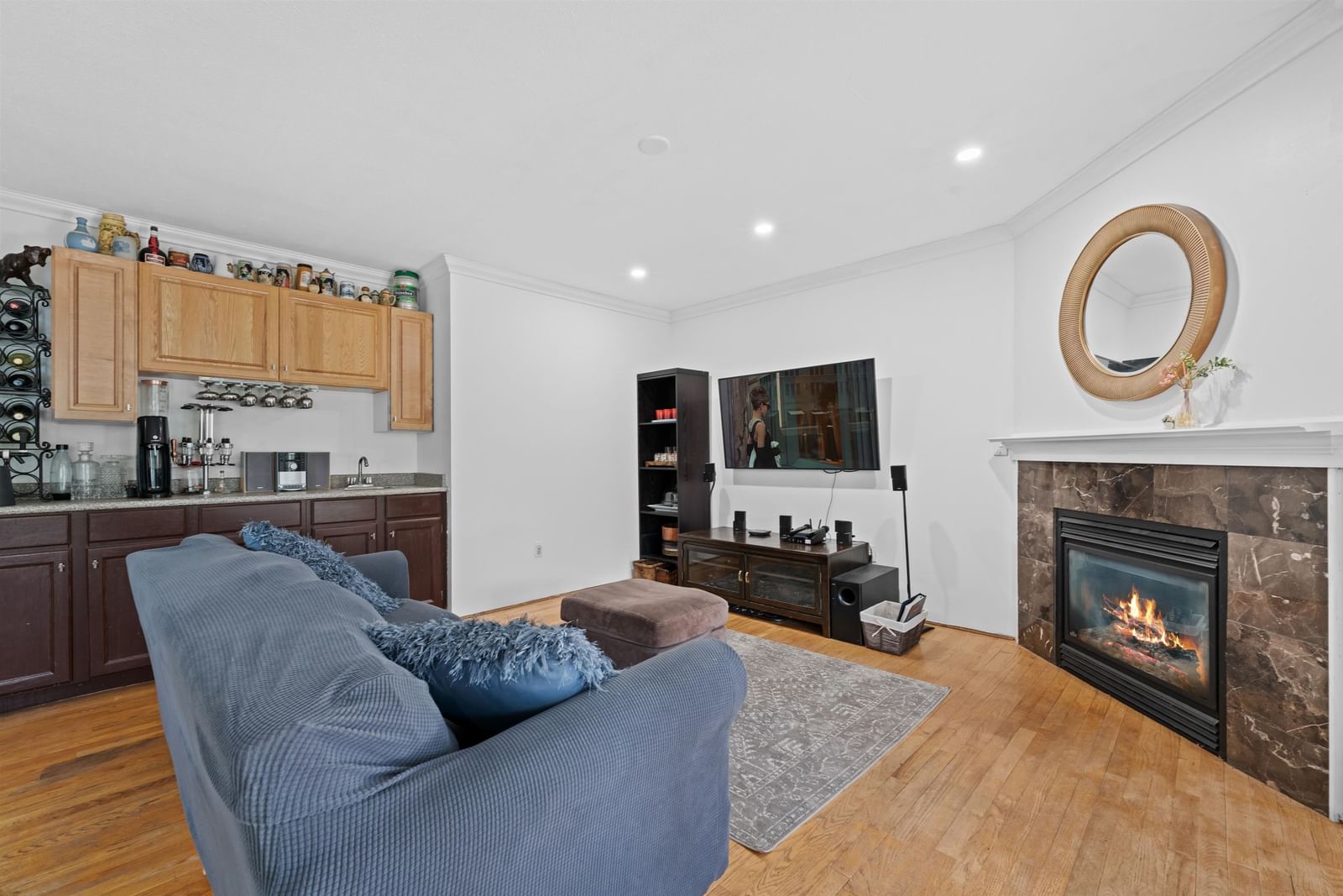 Listing Image 20