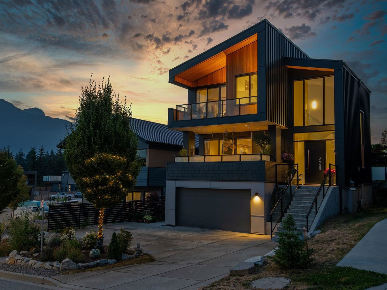 Image of home for listing MLS® R3014074