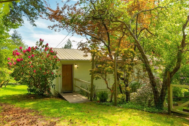 508 Collins Road