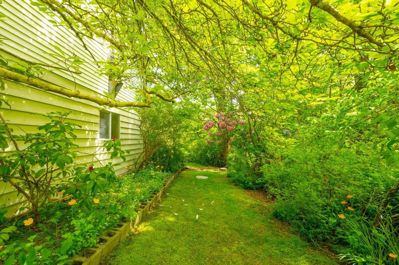 Listing Image 26