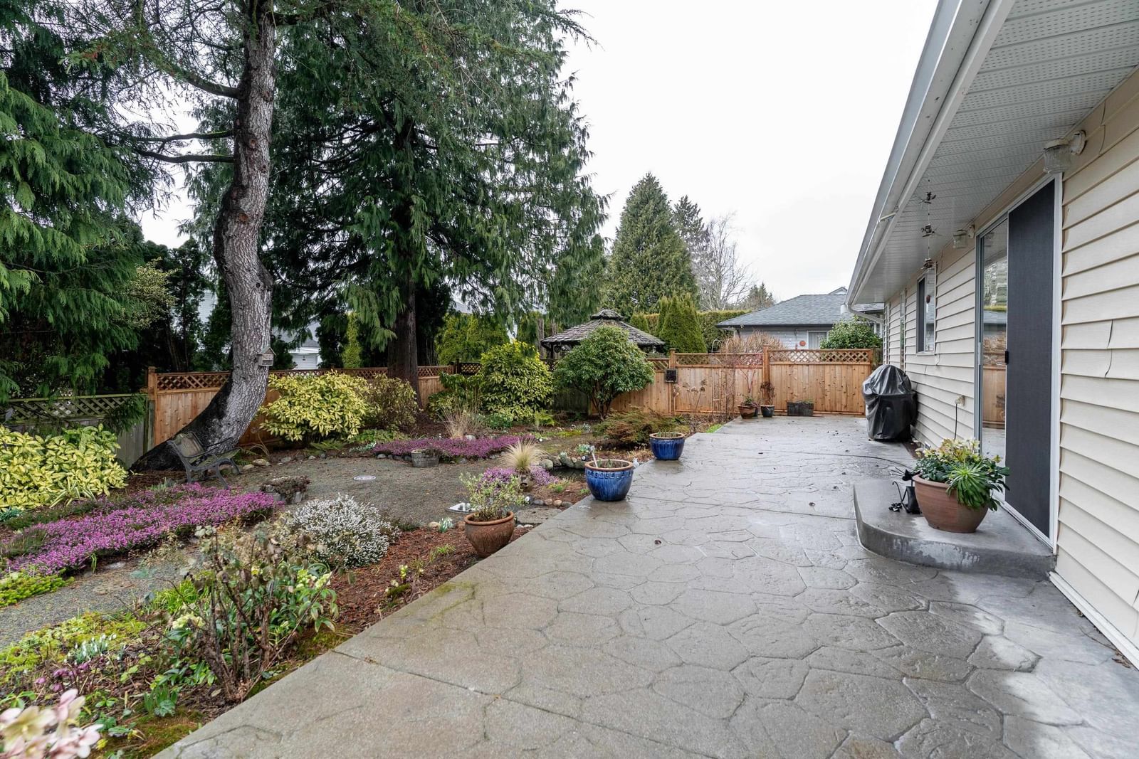 Listing Image 26