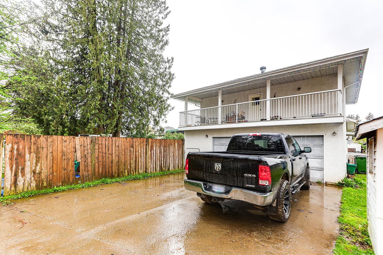 Listing Image 9