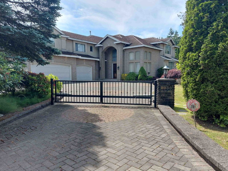 8038 Cloverlake Court