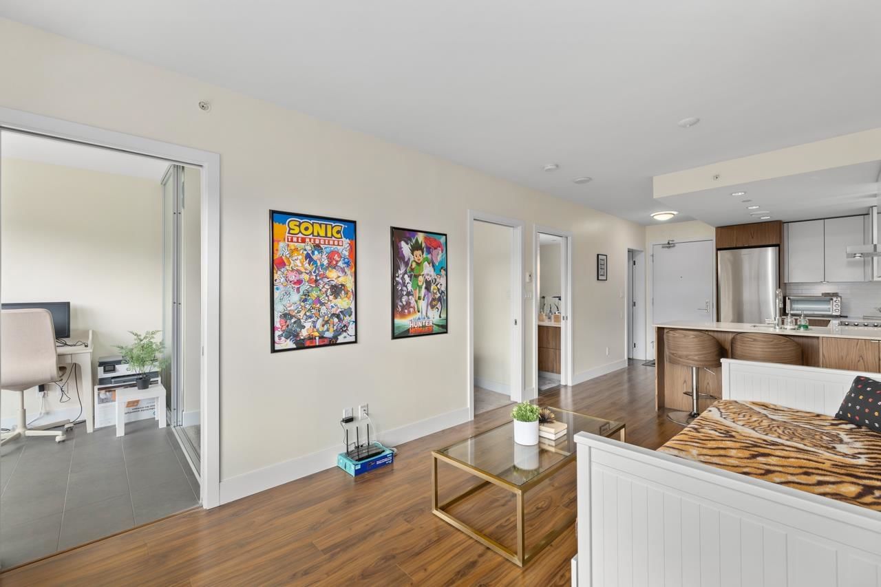 Listing Image 19
