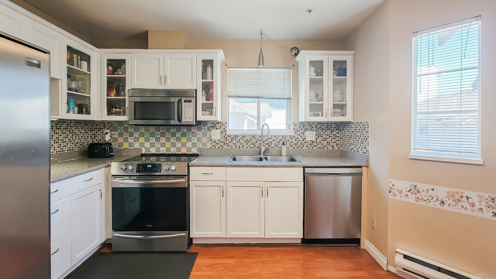Listing Image 13