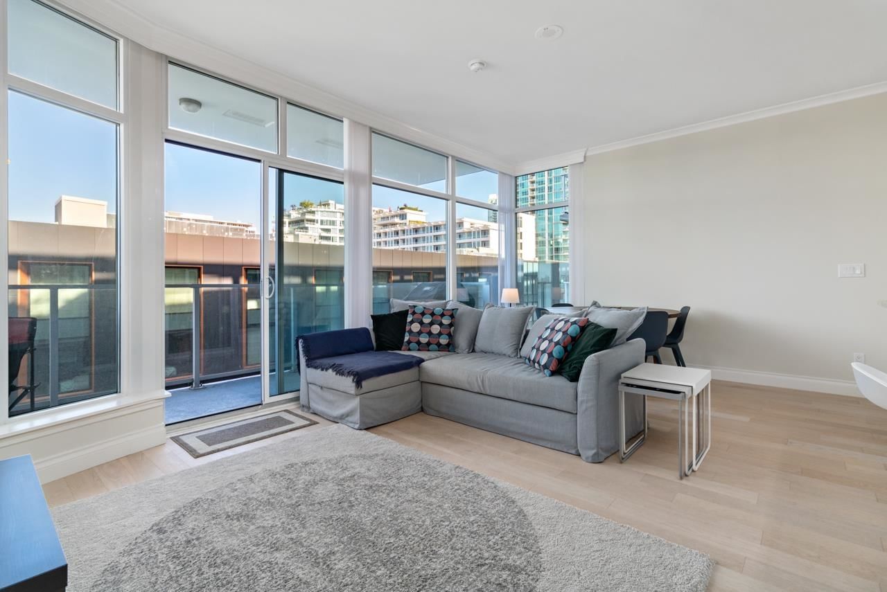 Listing Image 10