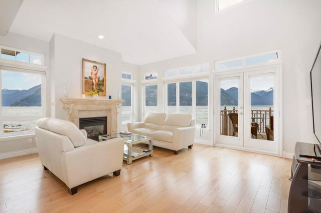 7 Beach Drive