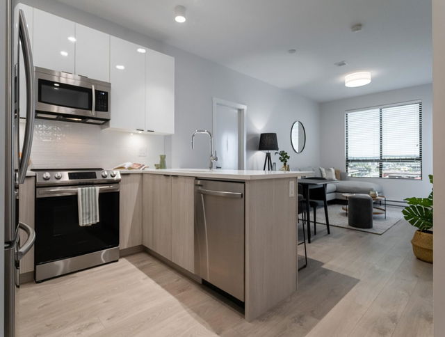 322 - 13458 95 Avenue