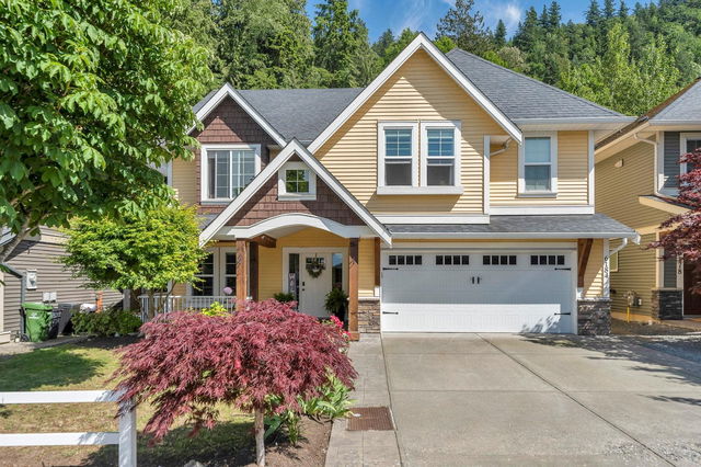 6184 Rexford Drive