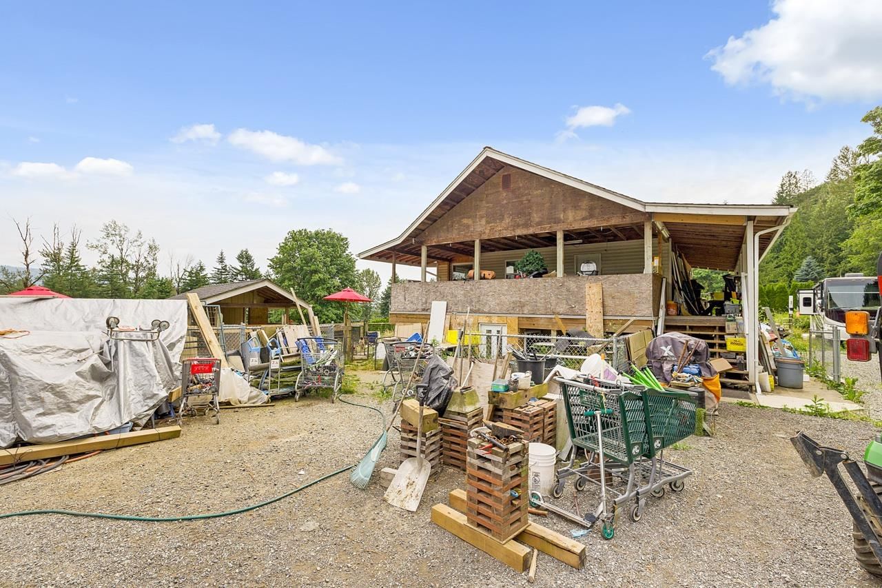 Listing Image 11