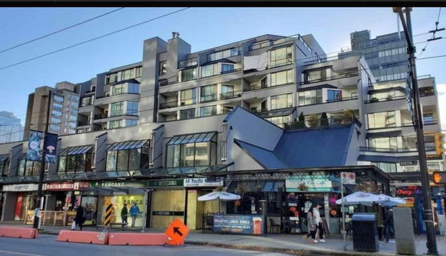 510 - 1270 Robson Street