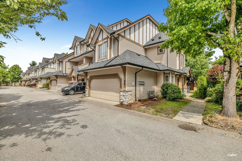 38 - 18707 65 Avenue, Surrey, V3S 9H2 | Image 2