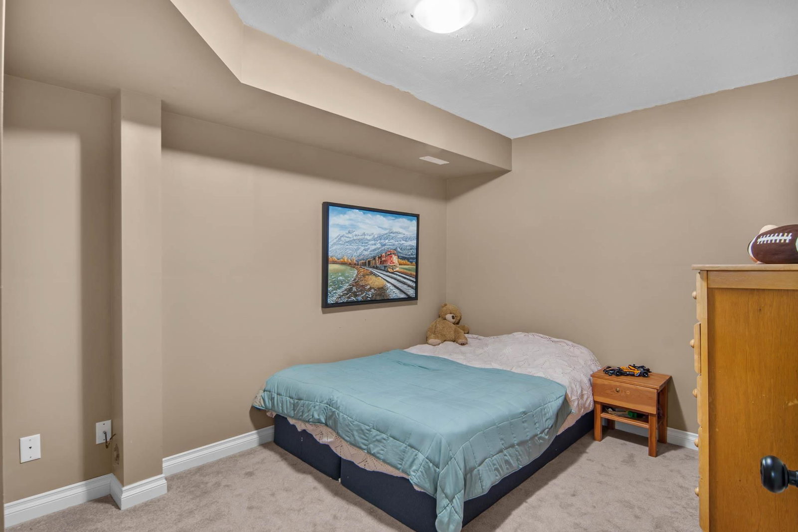 Listing Image 35