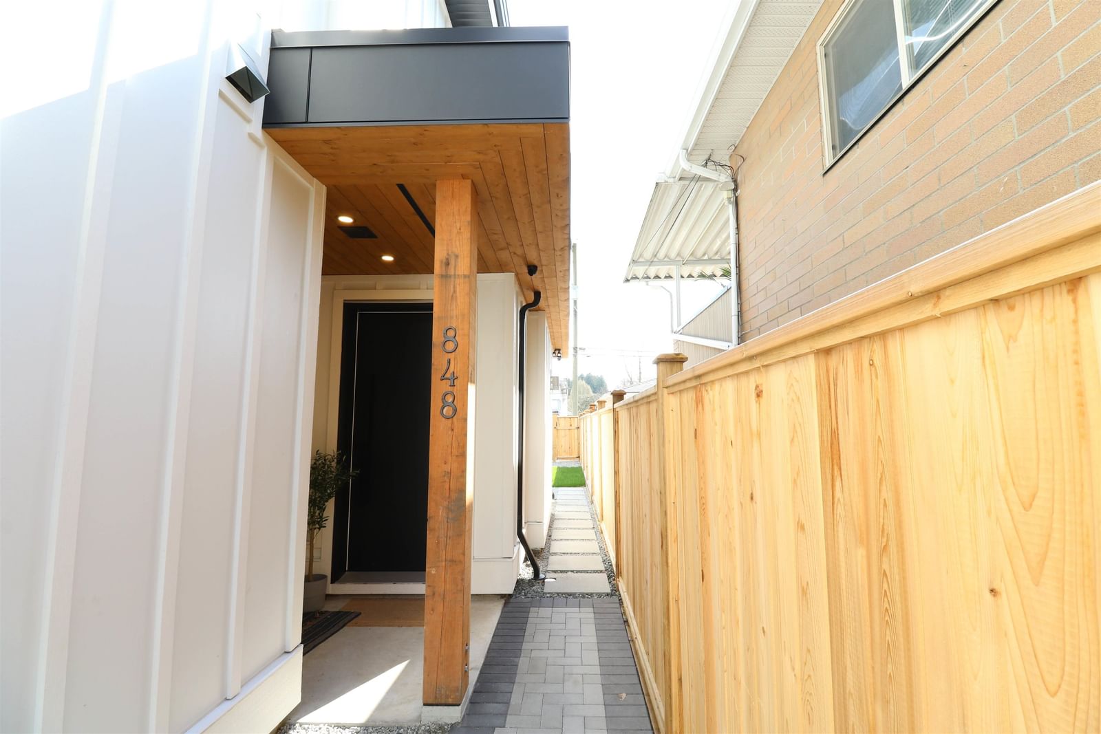 Listing Image 23