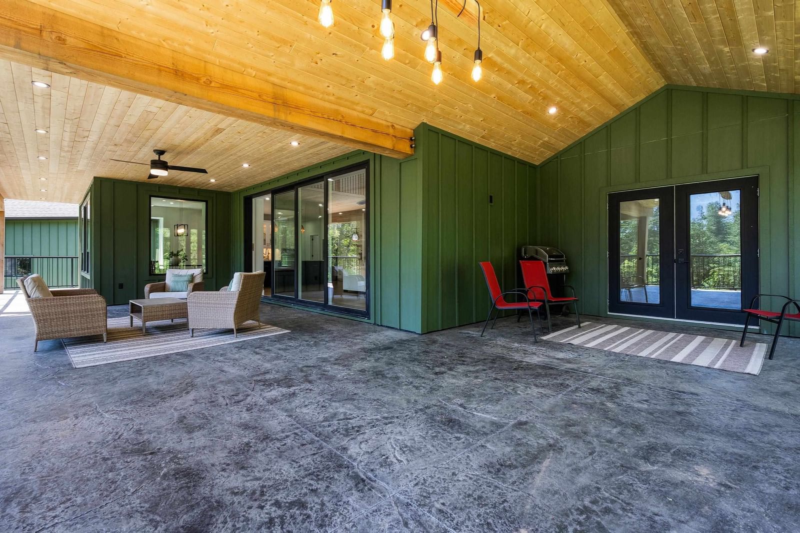 Listing Image 21