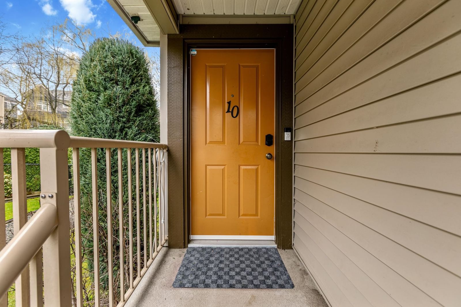 Listing Image 4