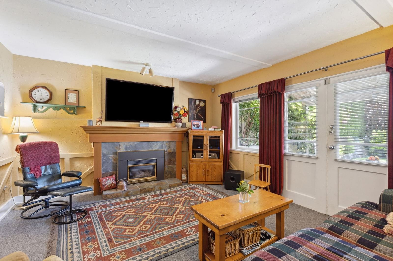 Listing Image 19