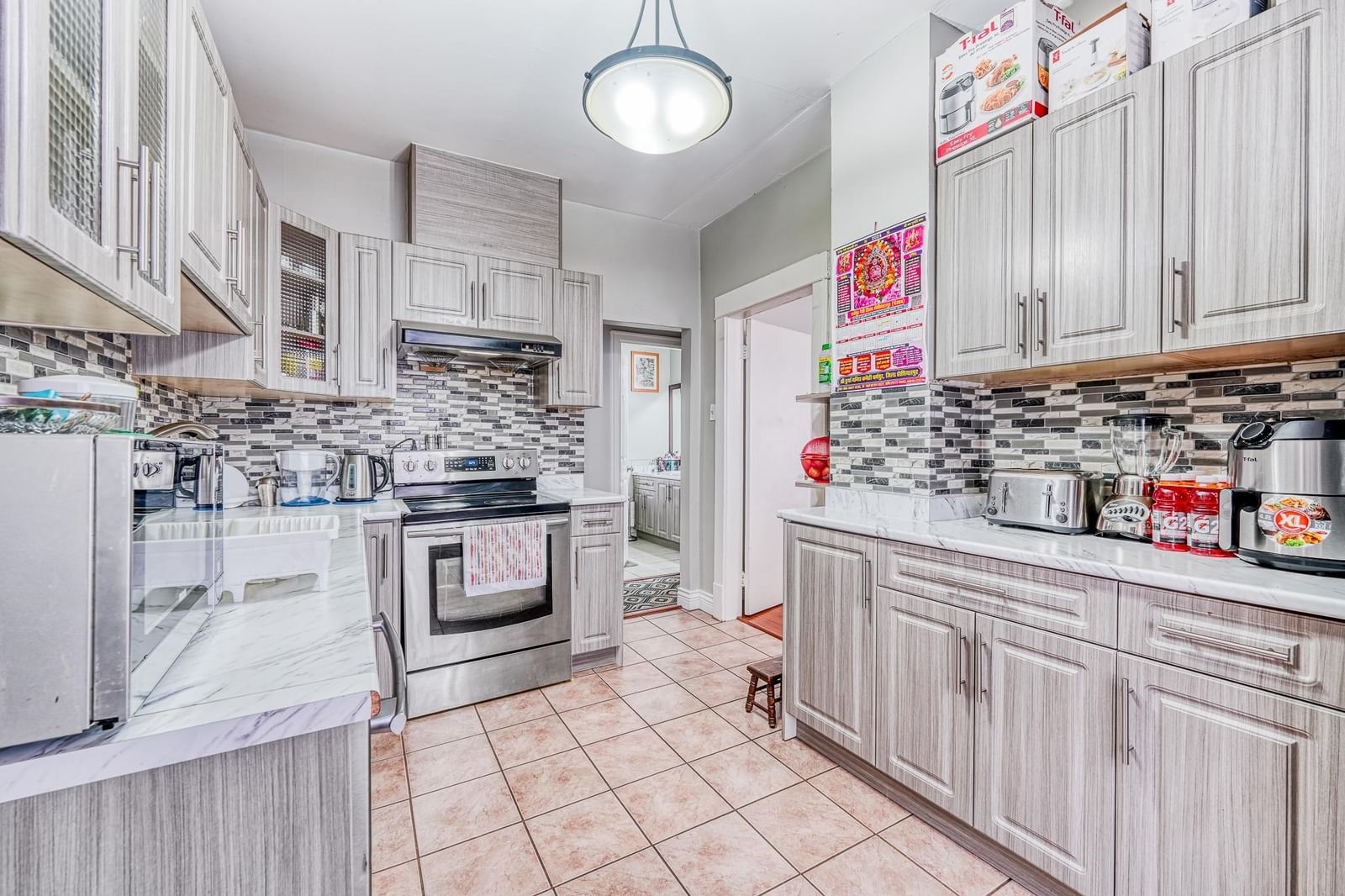 Listing Image 11