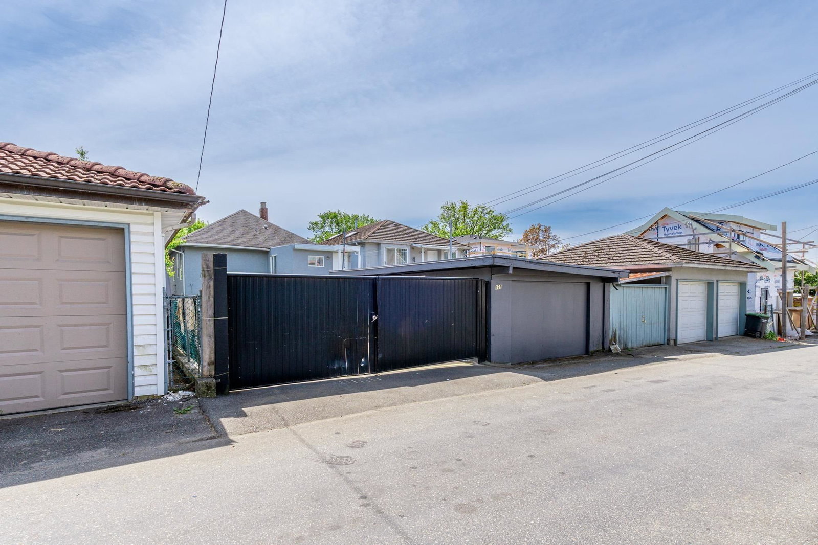 Listing Image 15