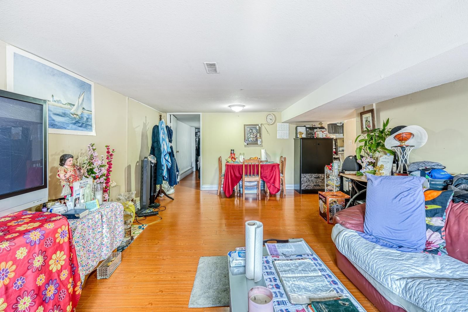Listing Image 23