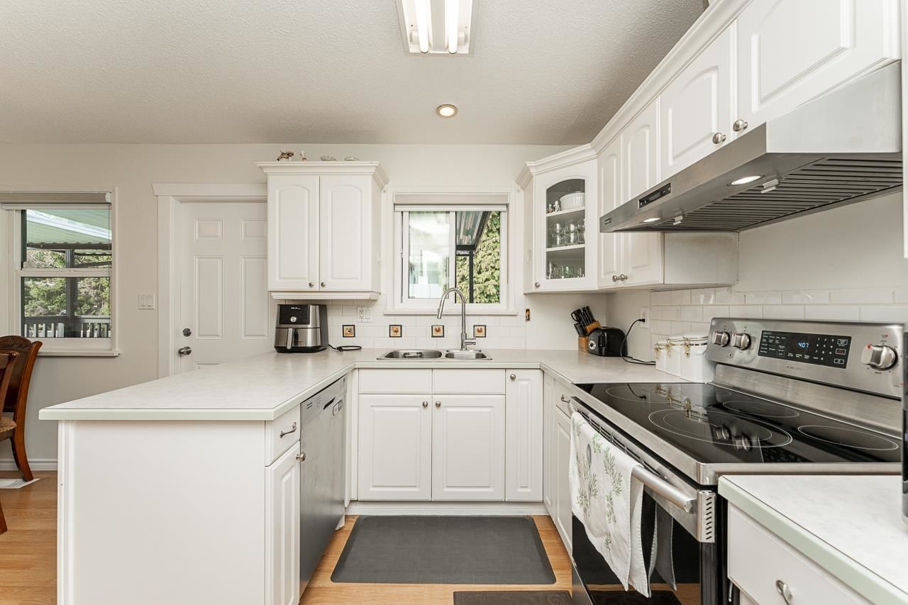 Listing Image 16