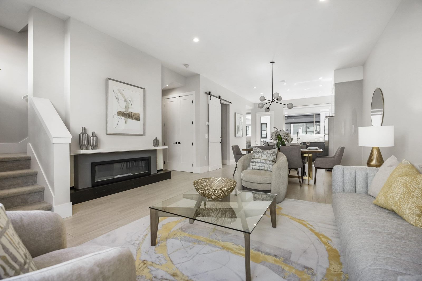 Listing Image 19