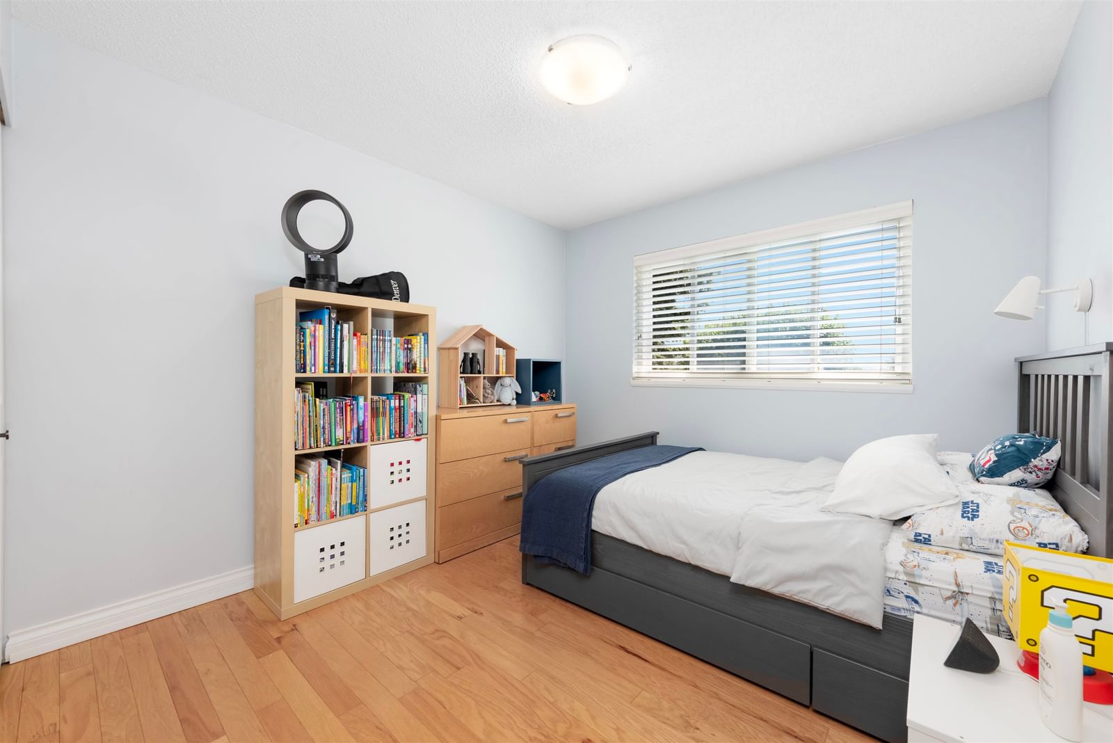 Listing Image 27