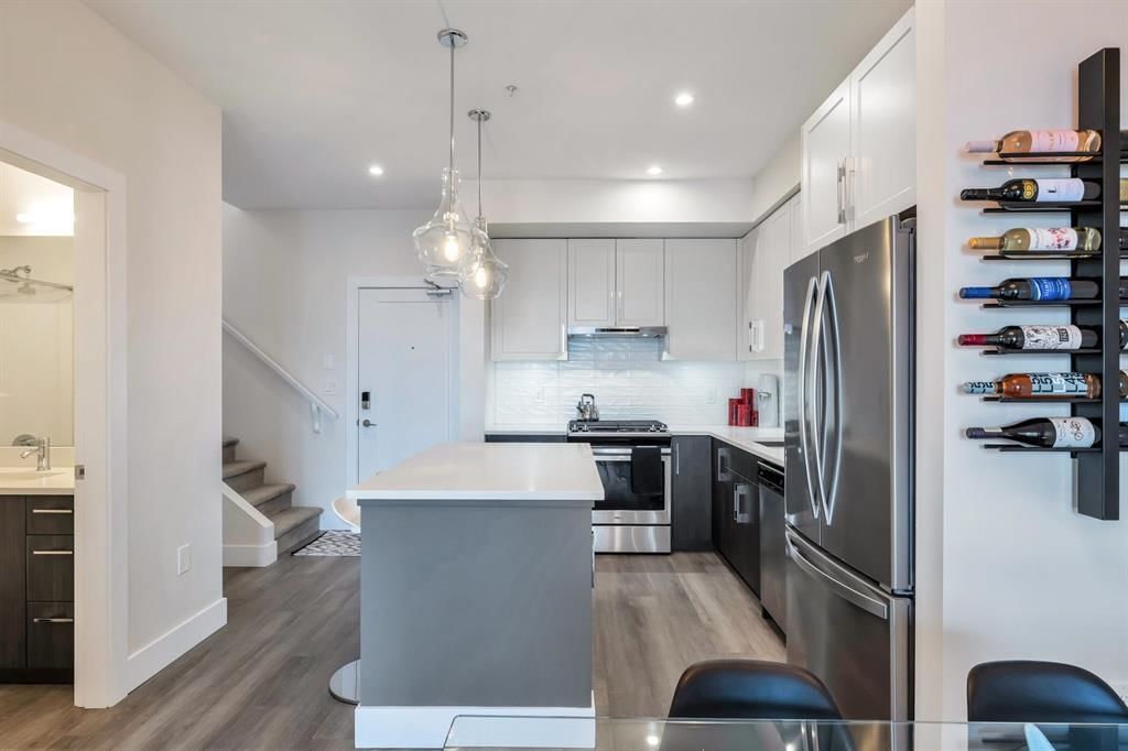 Listing Image 19