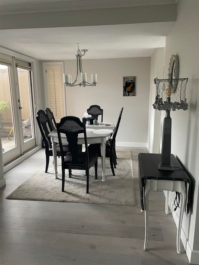 13 - 225 W 16th Street