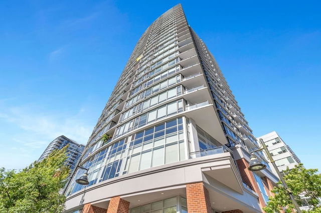 402 - 400 Capilano Road