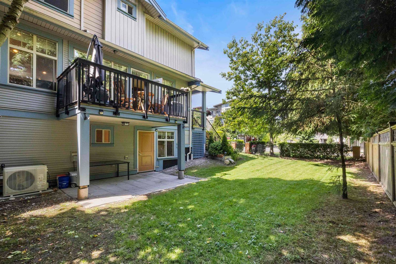 Listing Image 8