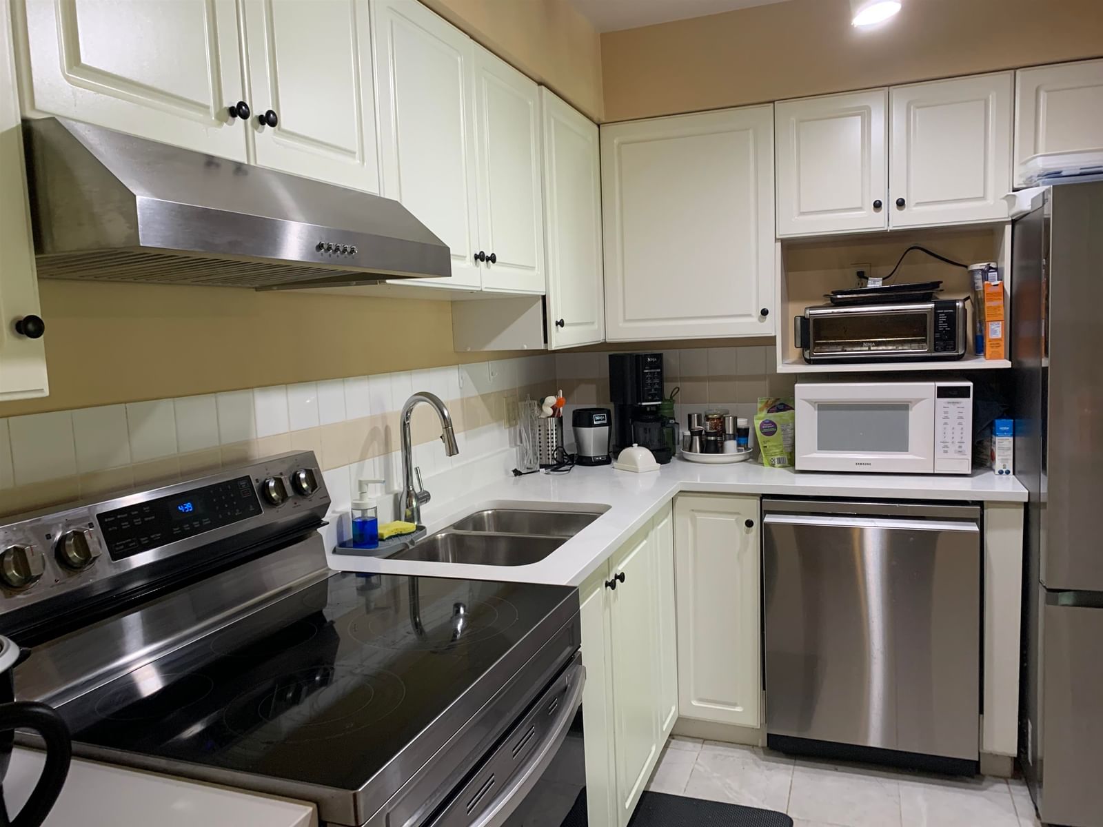 Listing Image 13
