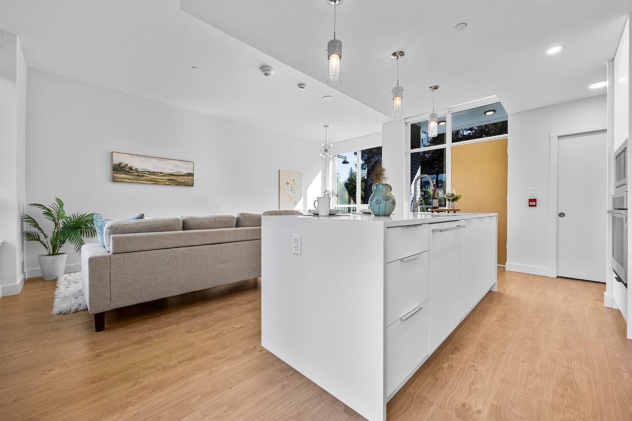 Listing Image 15