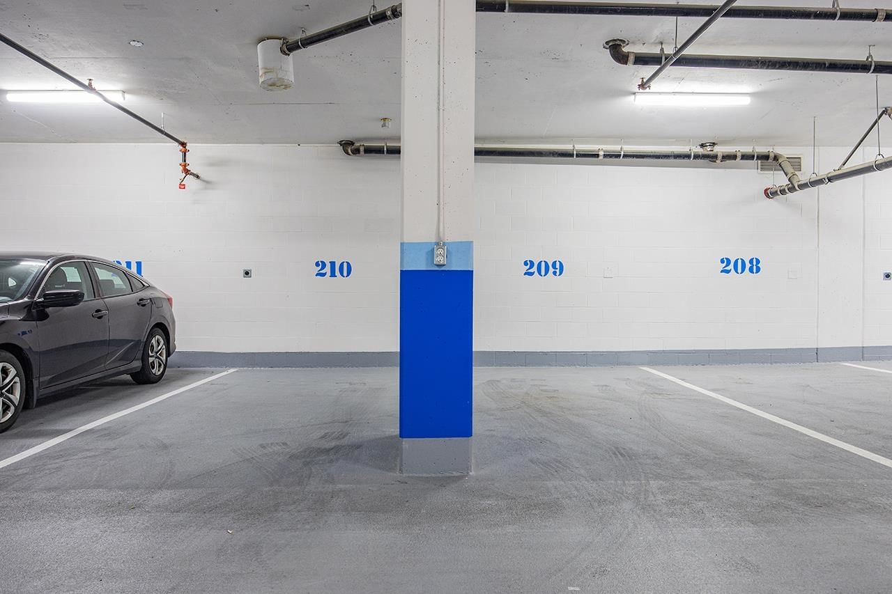 Listing Image 31