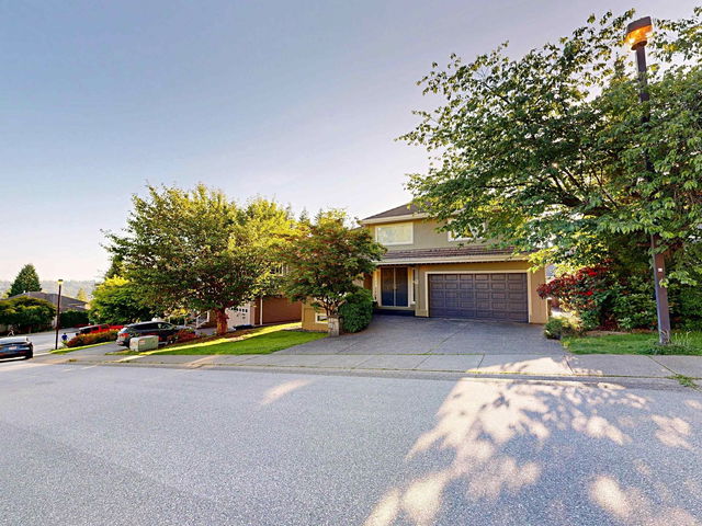 9 Hett Creek Drive