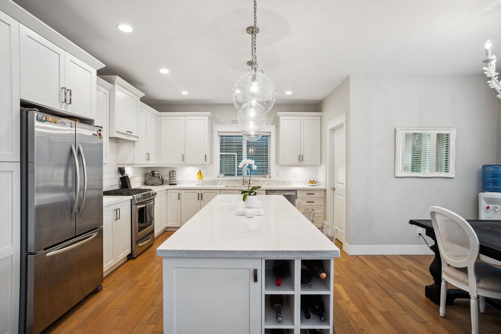 Listing Image 15
