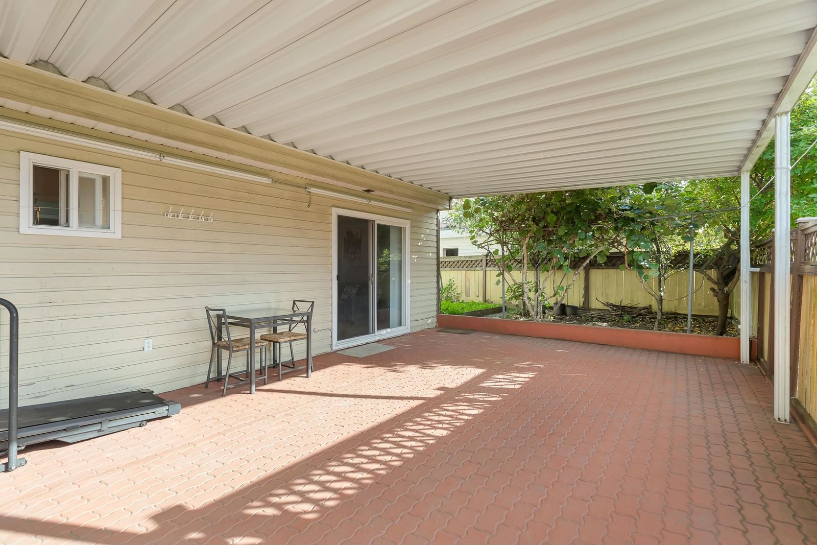 Listing Image 24