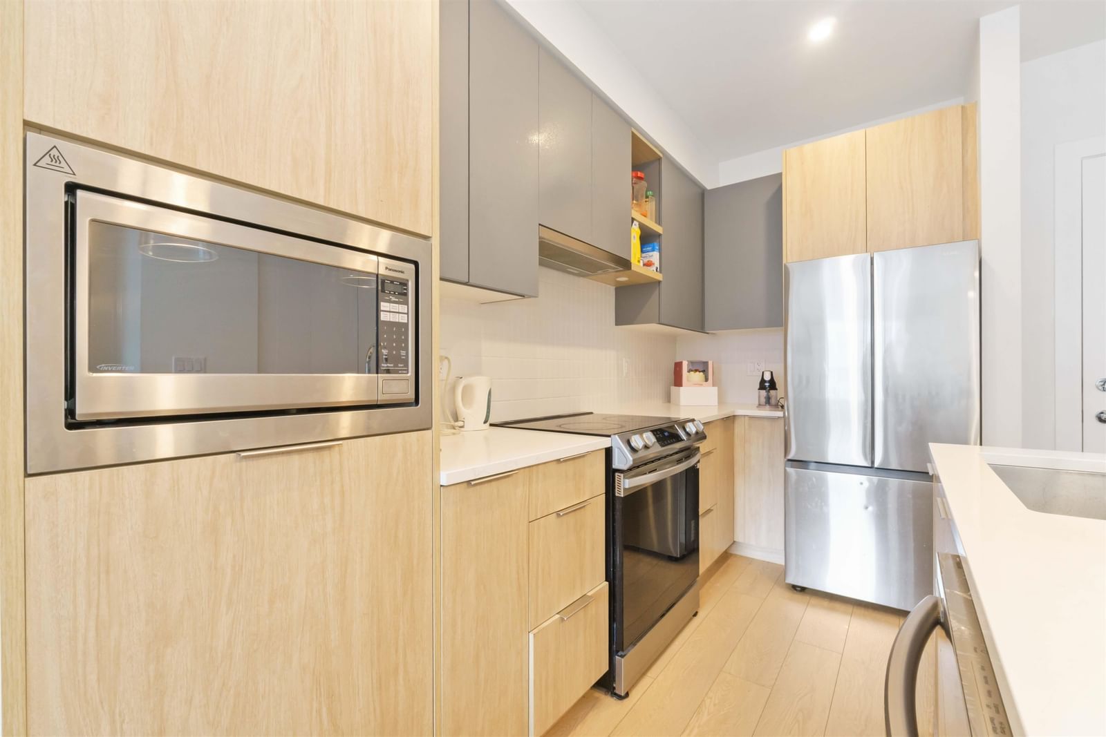 Listing Image 19
