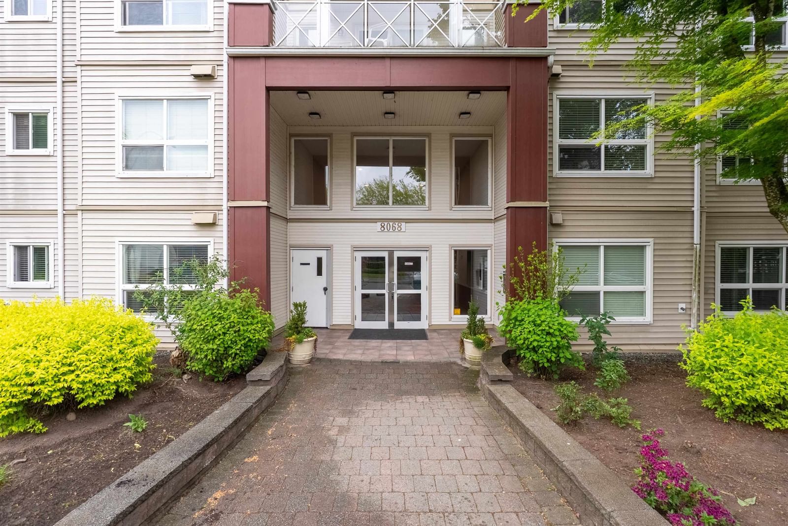 Listing Image 25