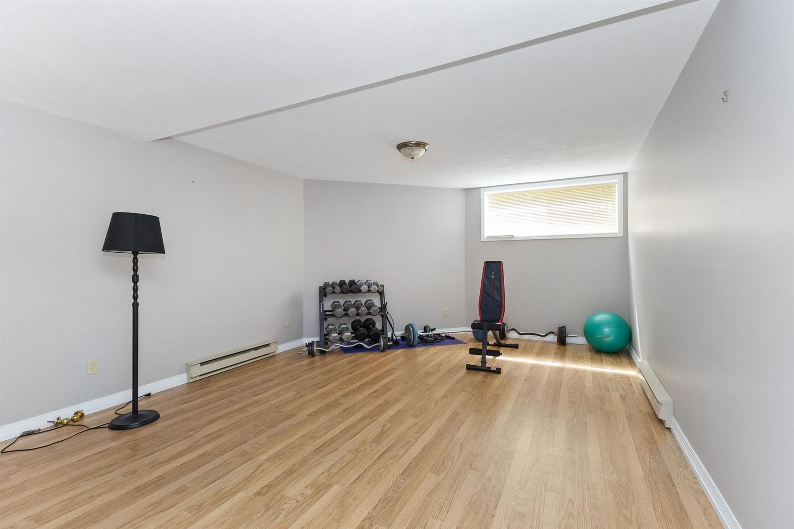 Listing Image 32
