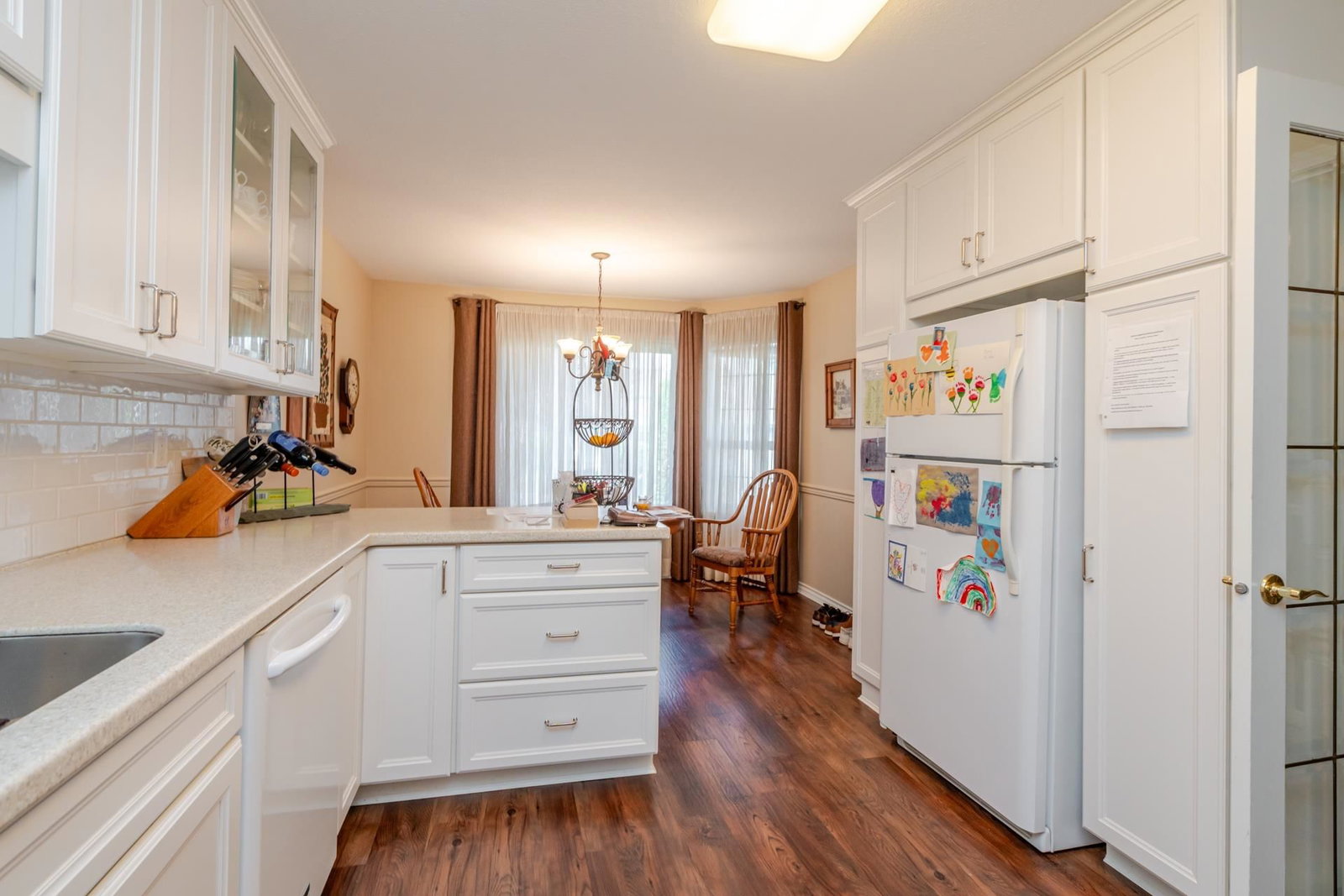 Listing Image 12
