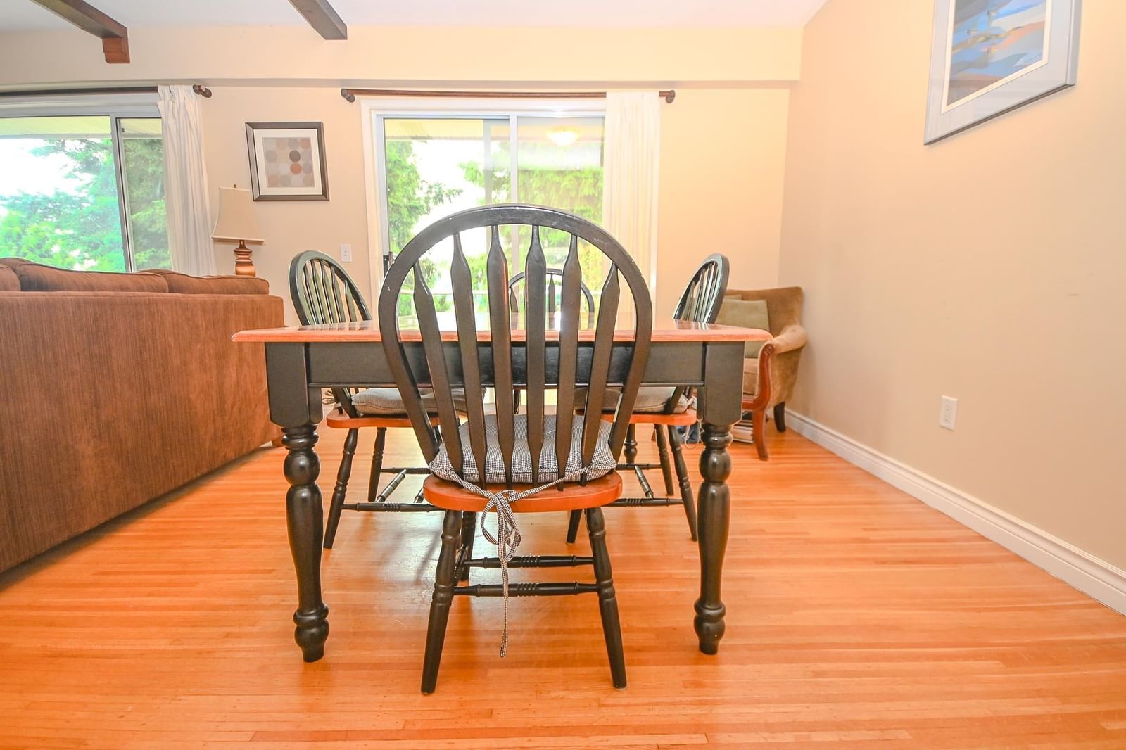 Listing Image 9